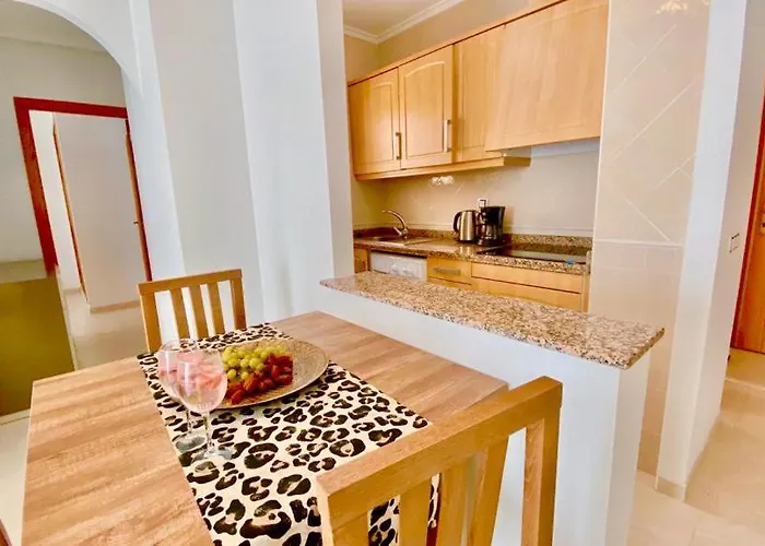 Leonarda Apartment *